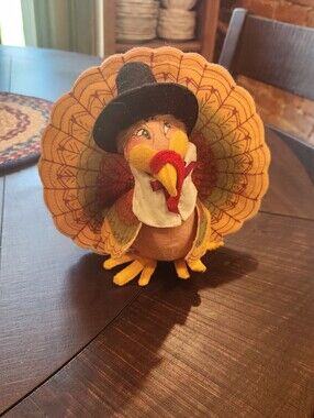 Annalee Thanksgiving Harvest Turkey Pilgrim Centerpiece Fall Decor 6" 2008